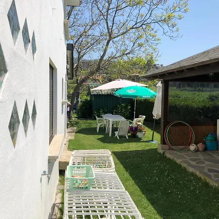 Apartamento Turistico Saianes Apartment